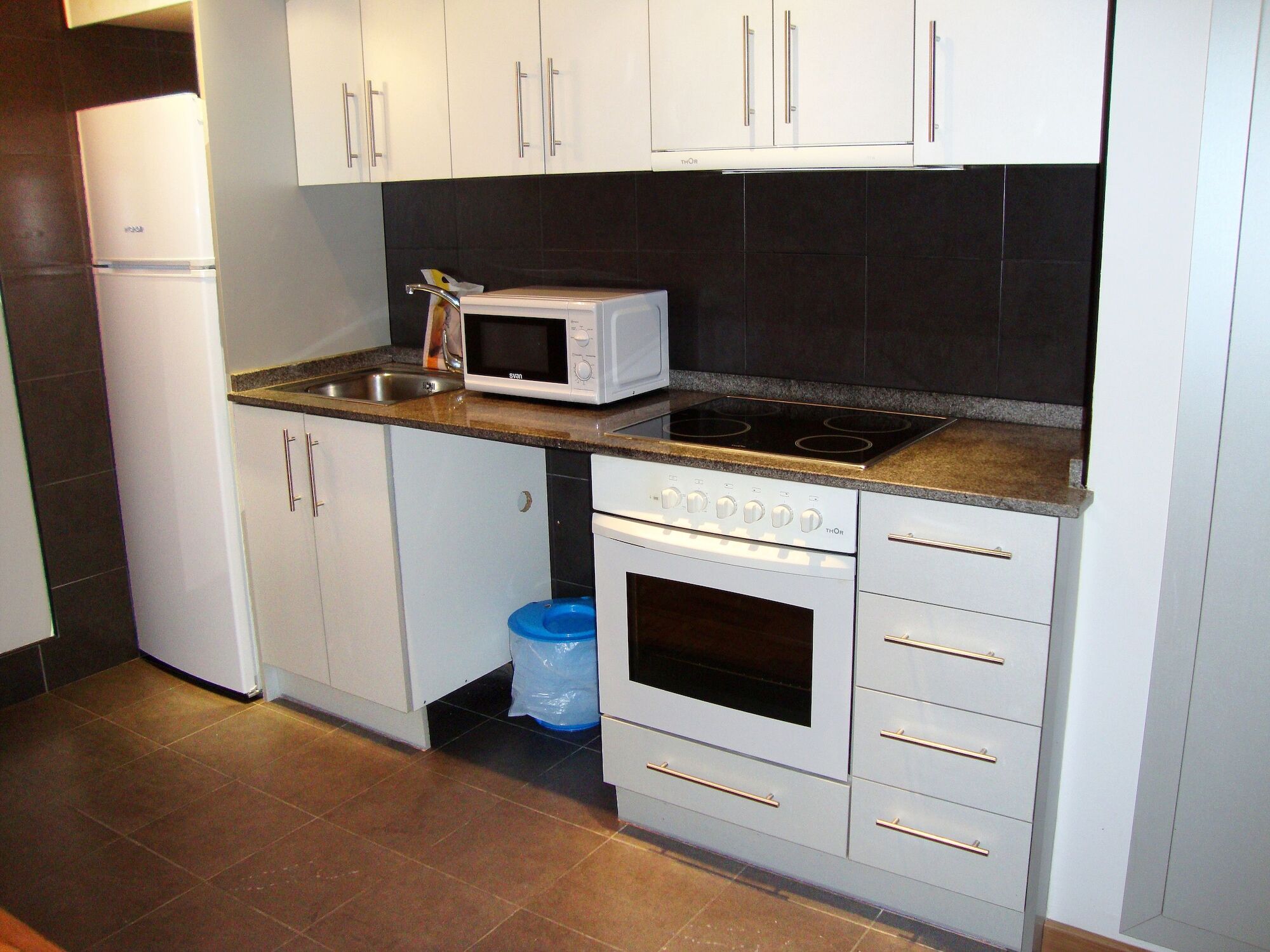 Apartamentos La Solana 3000 ปาสเดลากาซา ภายนอก รูปภาพ